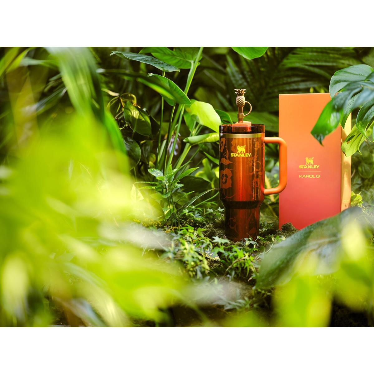 Termo Quencher H2.O Stanley Flowstate 1,18 L Karol G 20