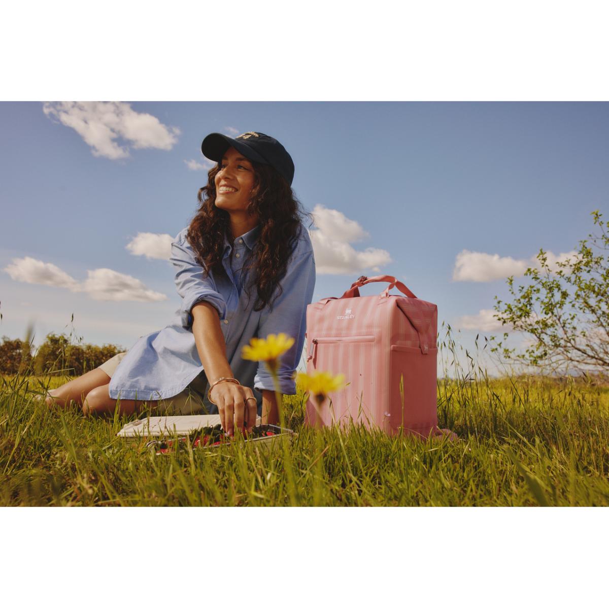 Bolsa Termo madelaine 13.2l Stanley 1913 rosa melocotón 6