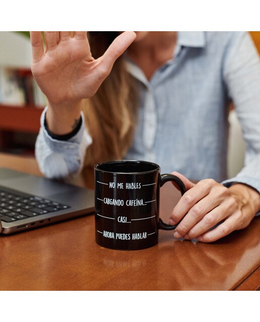 Caneca Cargando Cafeína 3