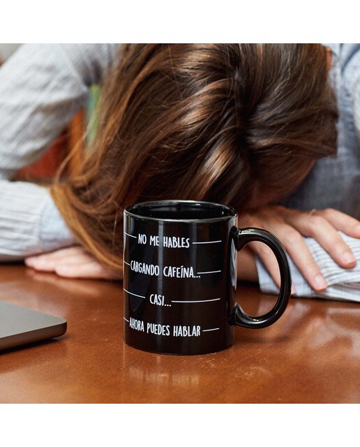 Caneca Cargando Cafeína 4