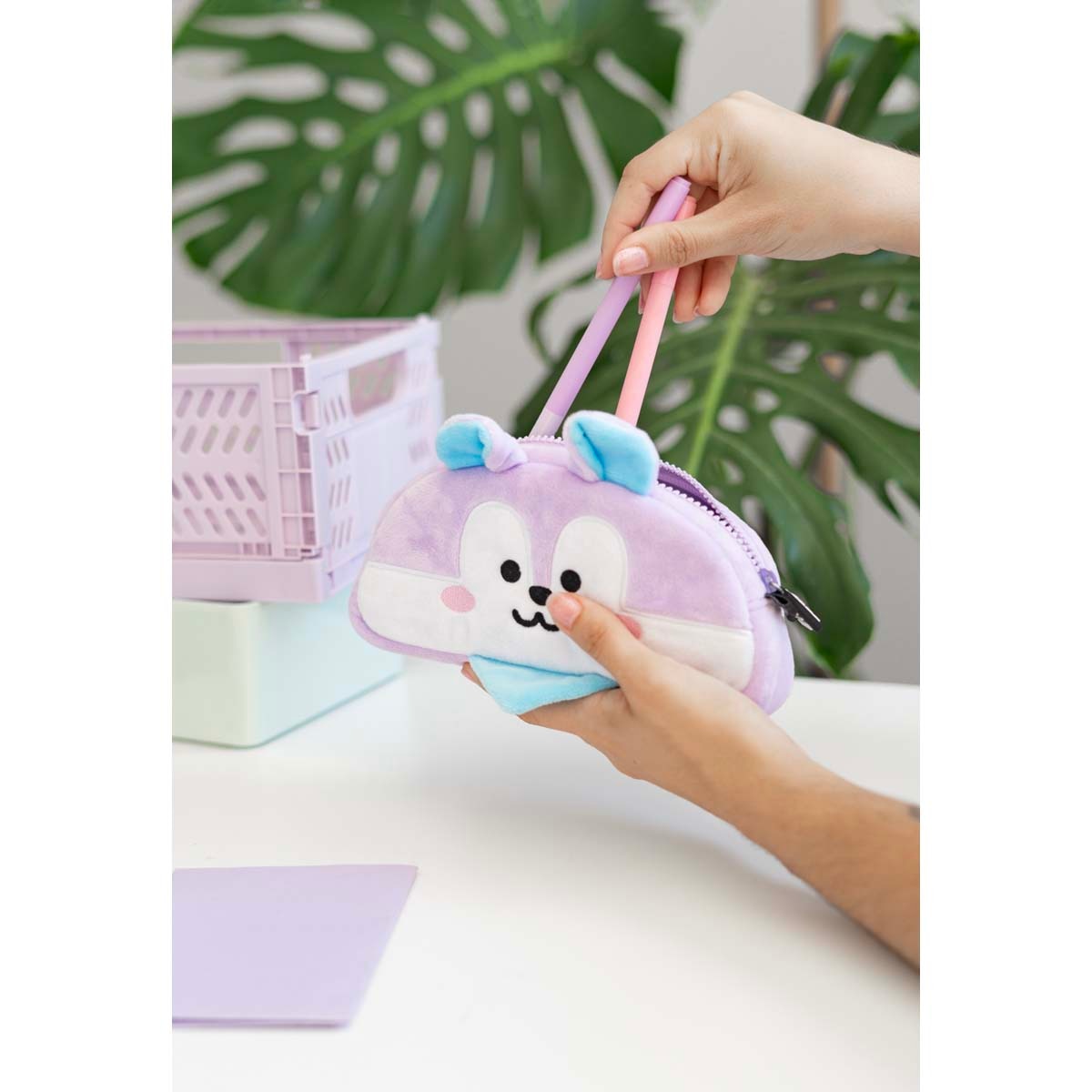 Estojo de felpa BT21 new Mang Erik lilás 6
