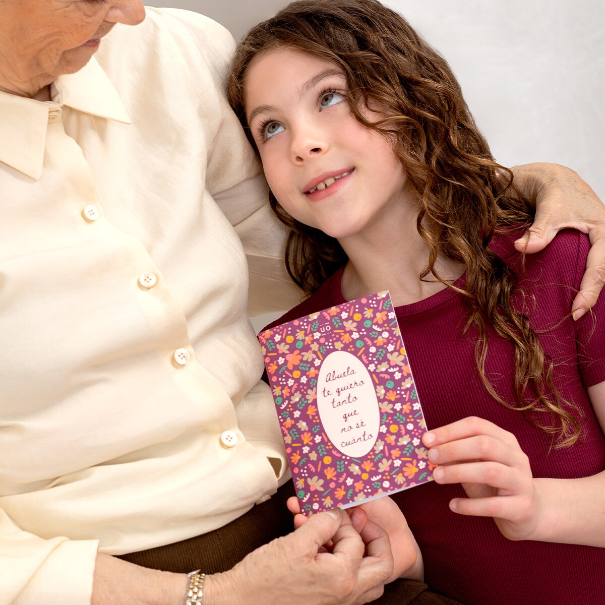 Postal UO "Abuela te quiero tanto que no sé cuanto" 3