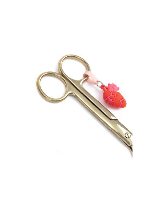 Tijeras Enfermera en Apuros Corazón Dorado 4