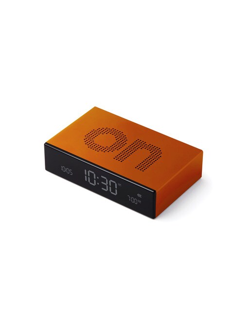 Despertador Flip premium Lexon naranja 1