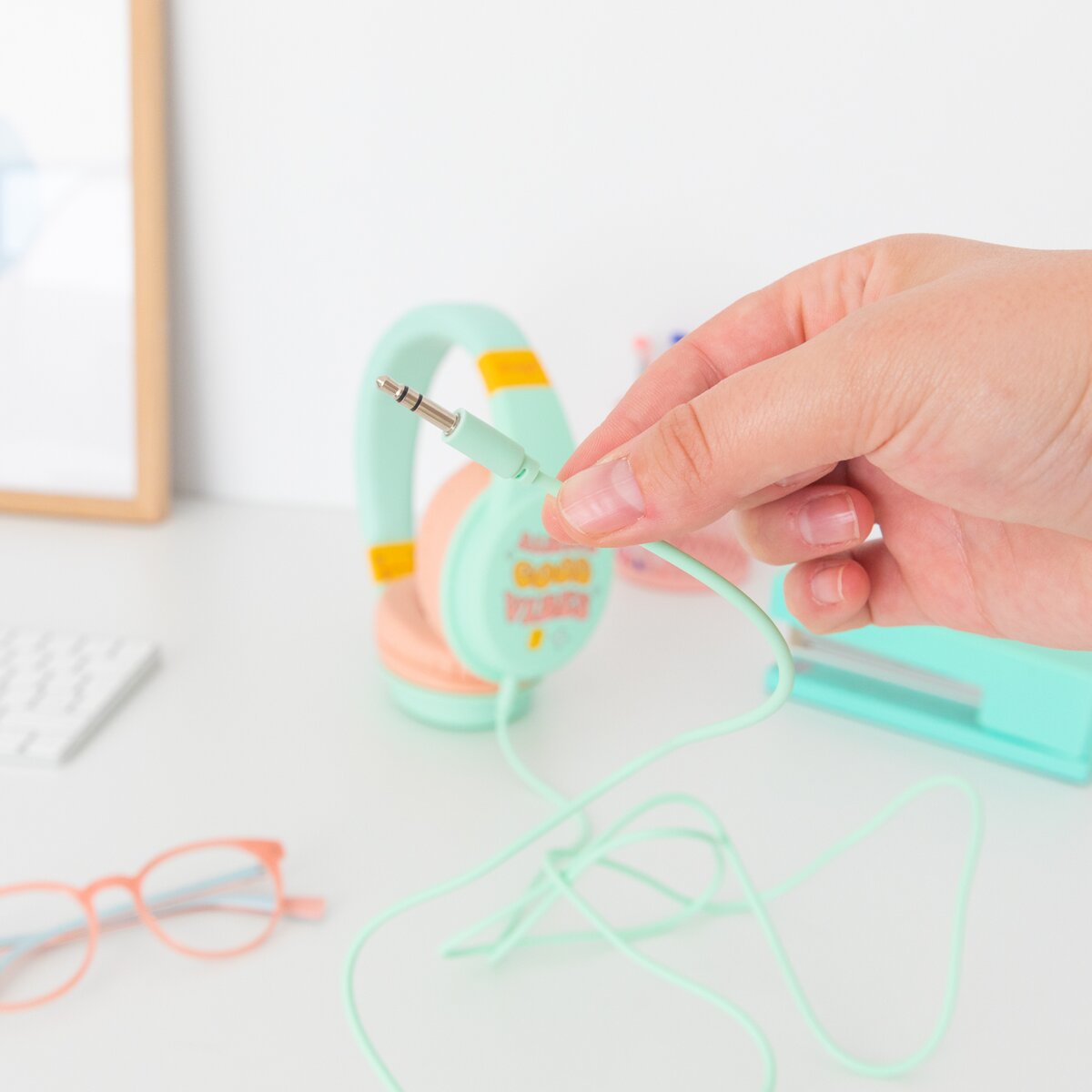 Headphones Mr. Wonderful bluetooth 5