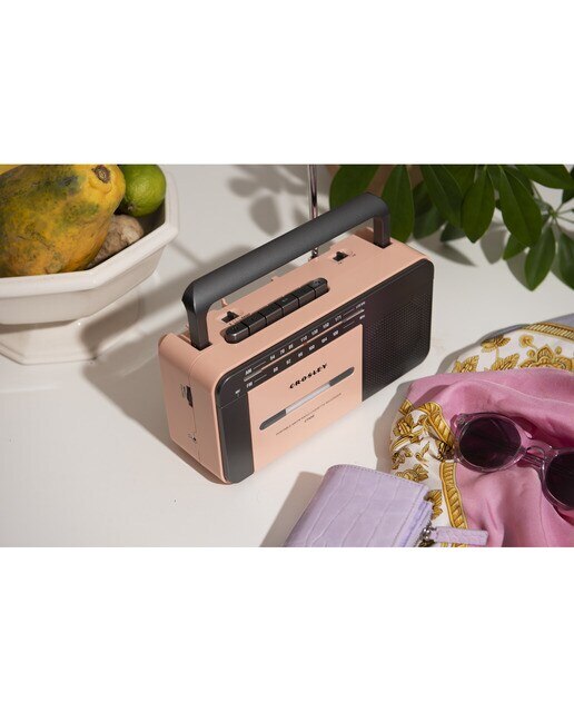 Reprodutor de cassetes Crosley com rádio e Bluetooth rosa 7