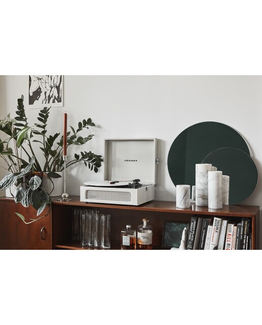 Gira-discos Modern Marketing Concepts INC Bluetooth Crosley Voyager creme 6