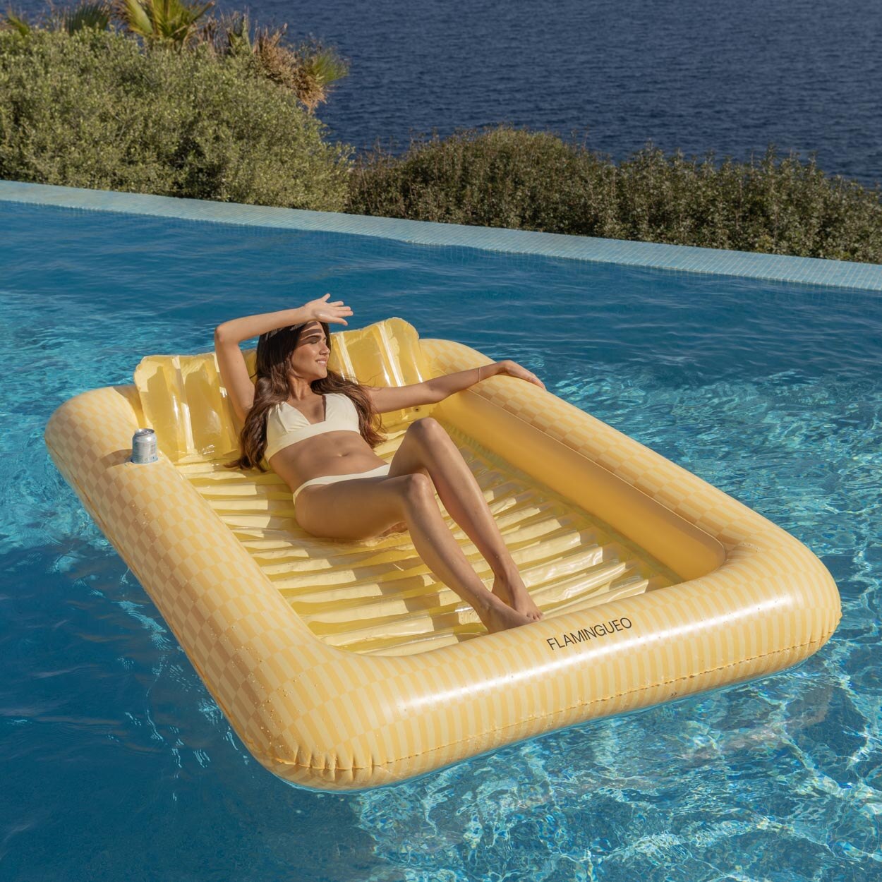 Boia tanning pool Flamingueo extragrande riscas amarelas 2