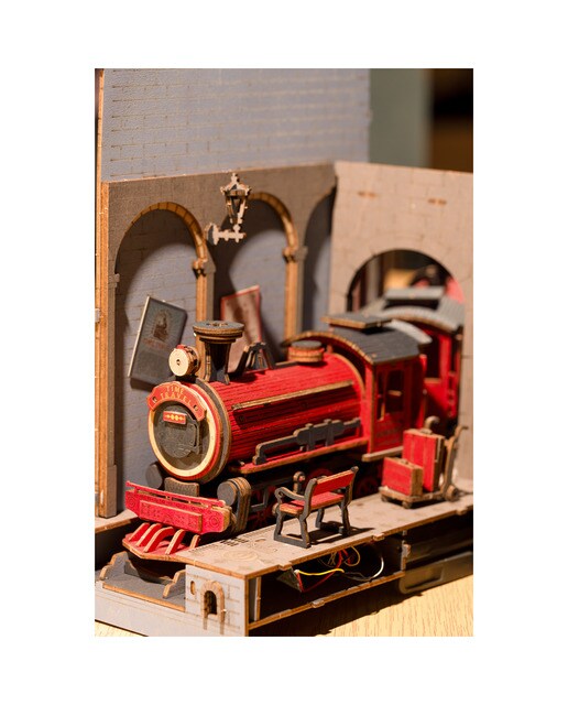 Maquete de Base para Livros Rolife Time Travel 5
