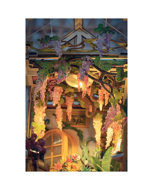 Maquete de Base para Livros Rolife Flower House 6