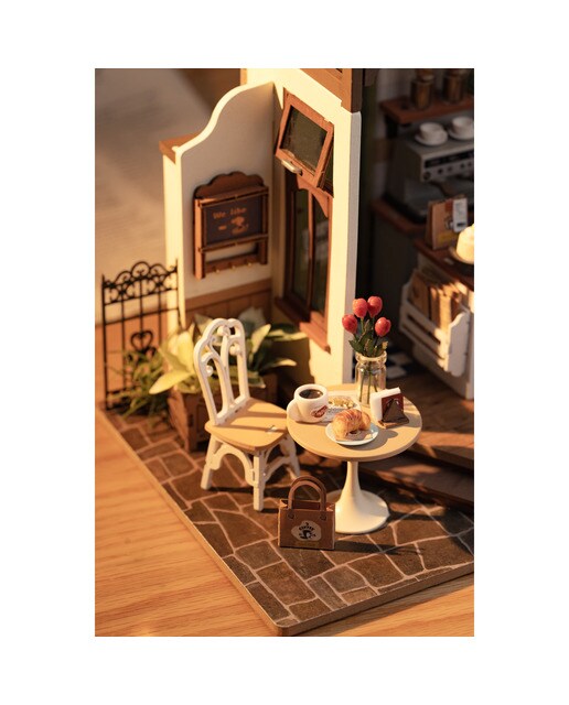 Modelo de casa em miniatura Rolife NO.17 Café 4