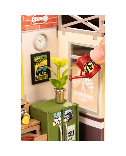 Modelo de casa em miniatura Rolife Garage Workshop 5