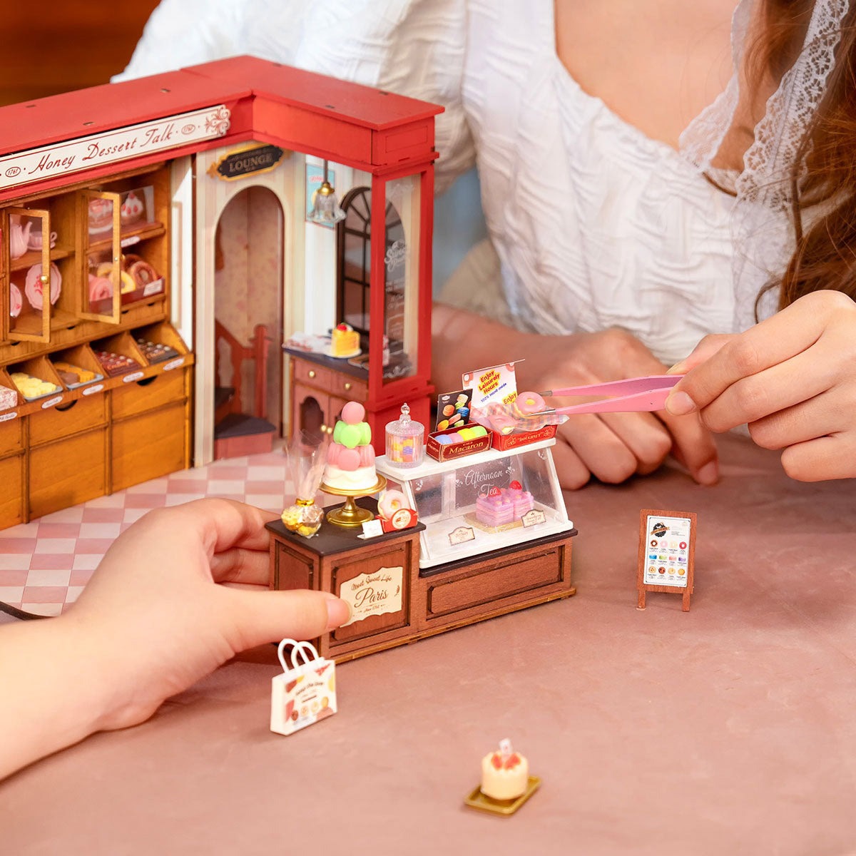Maqueta de casa em miniatura Rolife Honey Dessert Talk 2