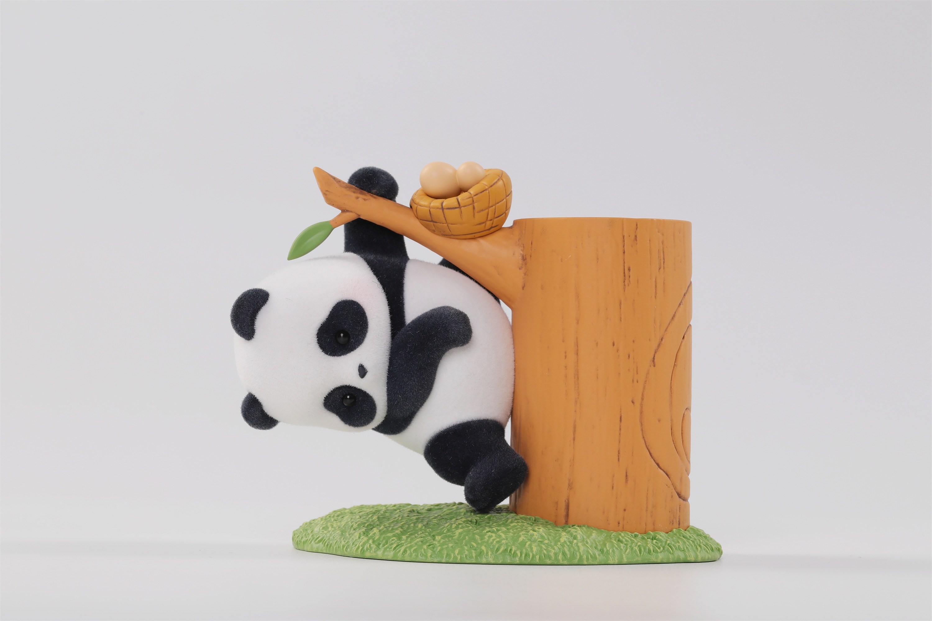 Blind Boxes 52Toys PANDA ROLL: Fruit Tree Climbing 16