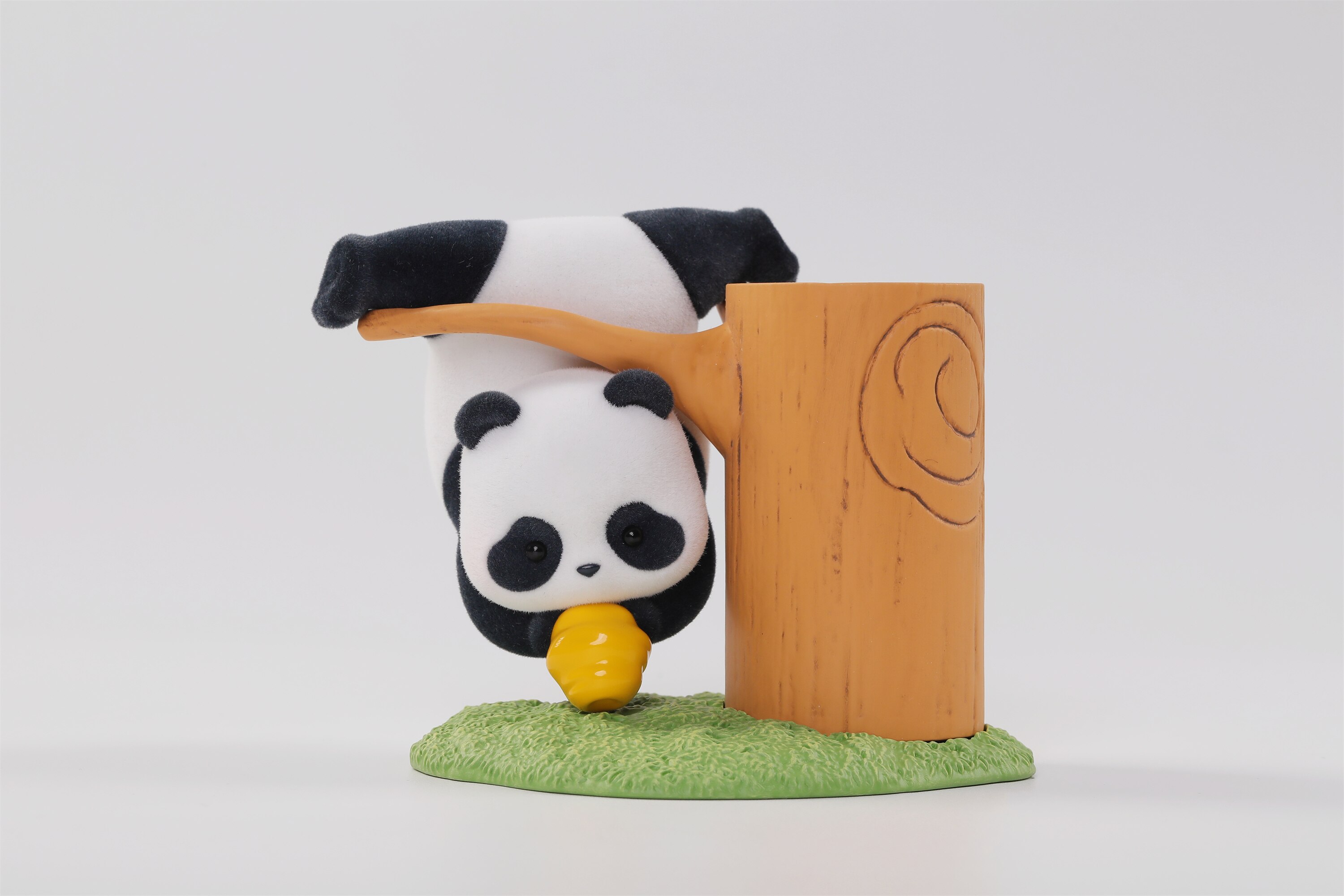 Blind Boxes 52Toys PANDA ROLL: Fruit Tree Climbing 18