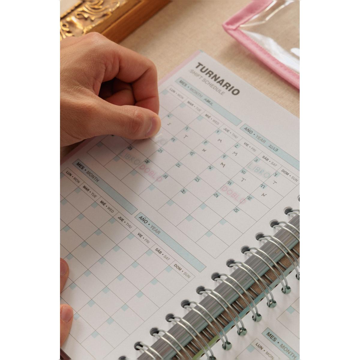Agenda Escolar Enfermera em Apuros 2026 / 2027 9