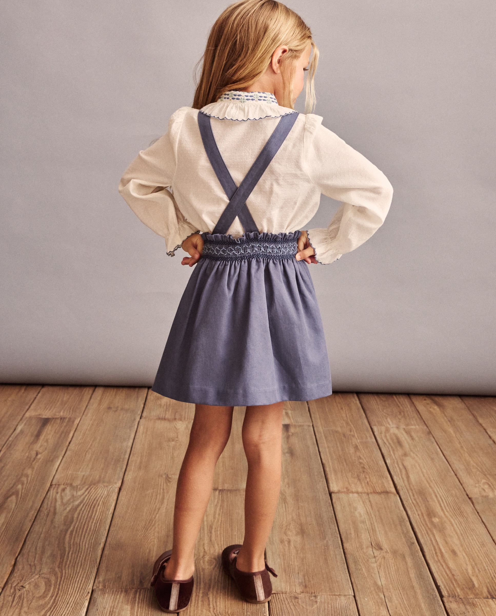 Blusa com Manga Comprida e Gola Bordada Branco-3