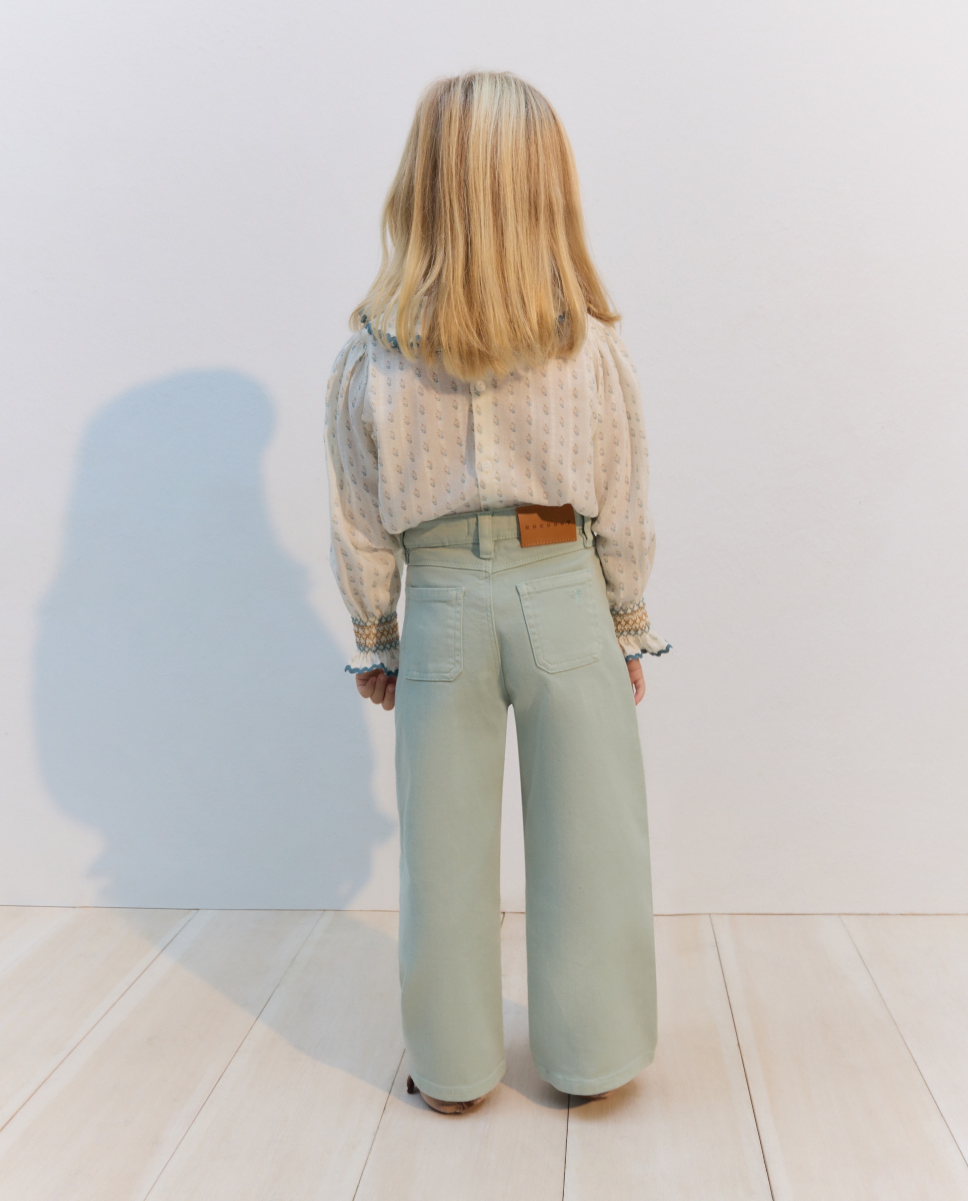 Jeans com Costura à Frente Sabão-3
