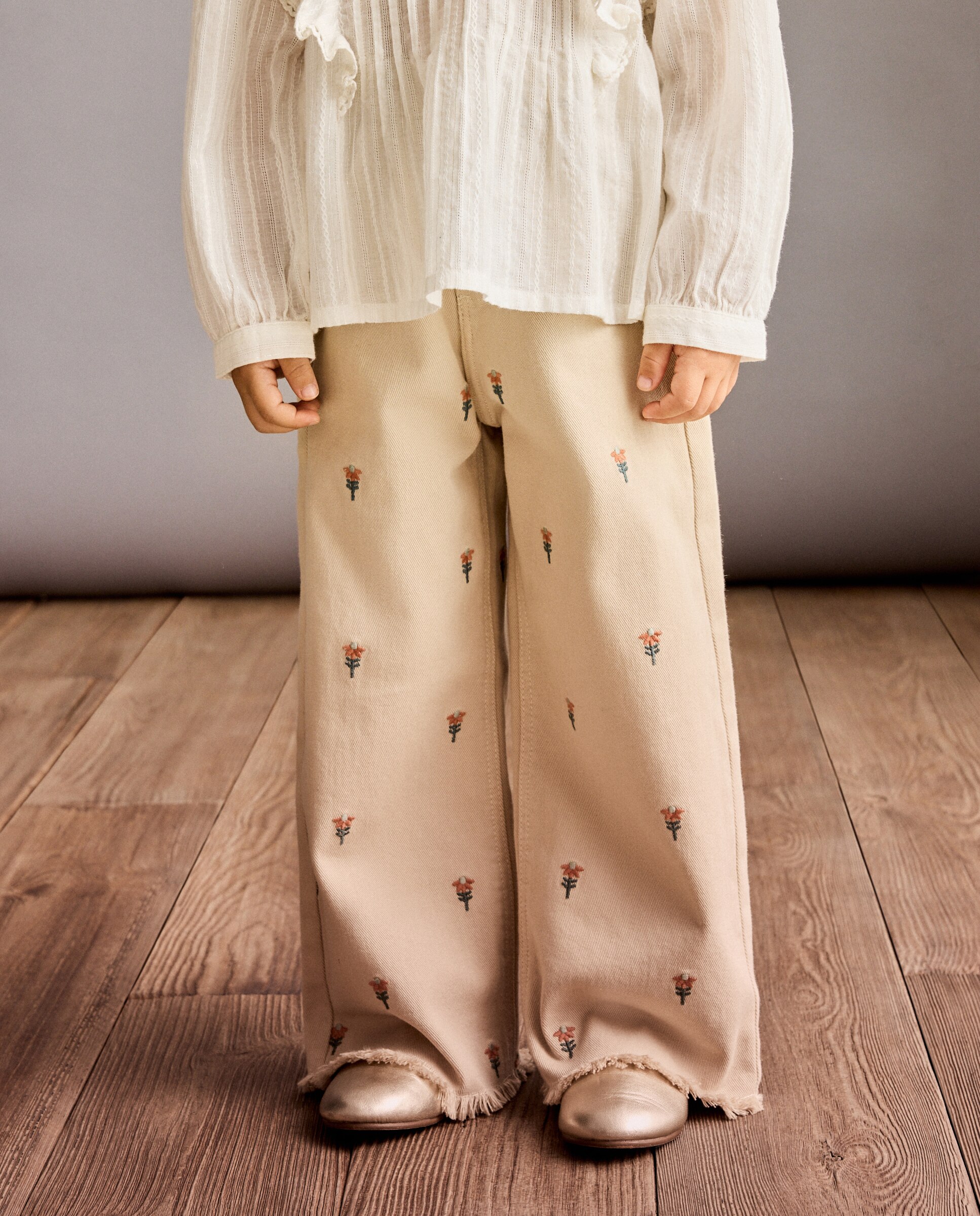 Pantalón de niña con bordado fantasía - Coconut El Corte Inglés - Tostado Tostado-2
