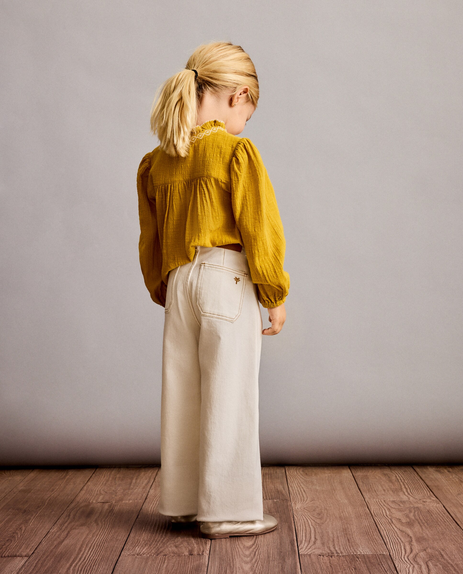 Imagen 3 de Pantalón de niña vaquero marine liso - Coconut El Corte Inglés - 120 Crudo 120 Crudo