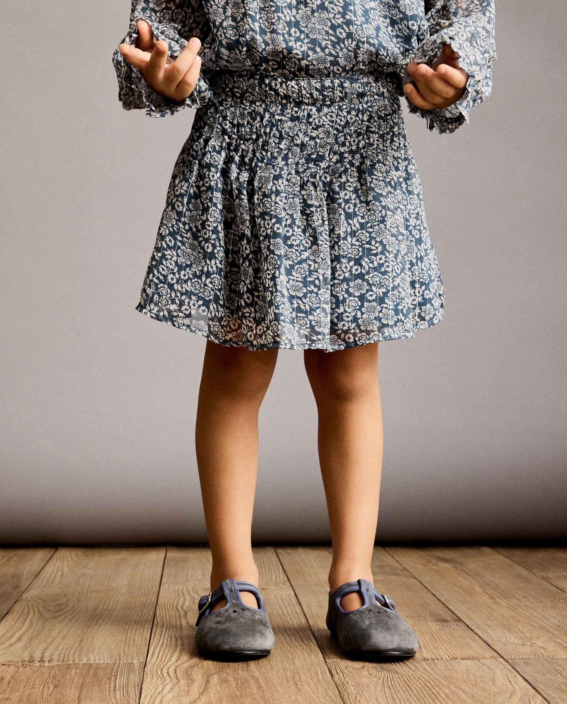 Saia Ondulada com All Over Print Floral Azul-2
