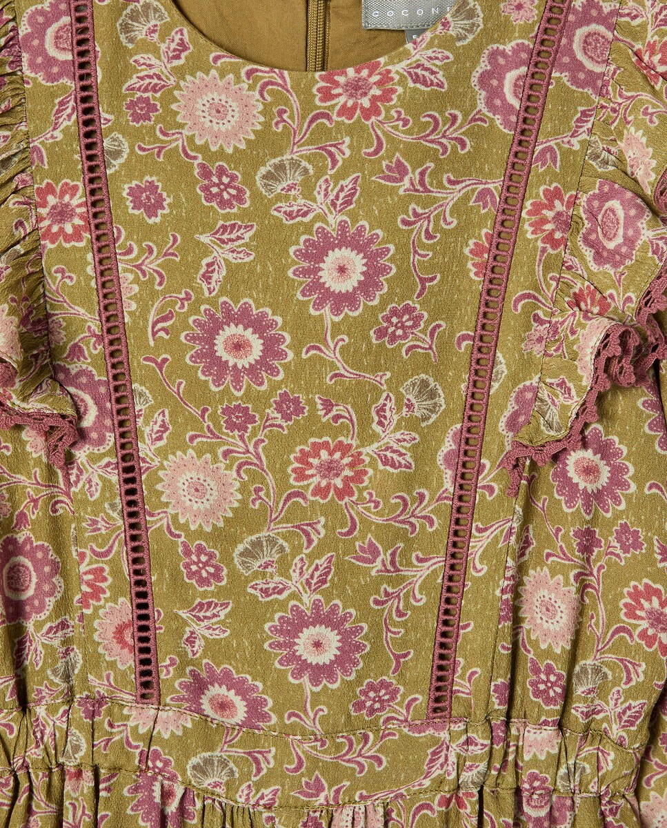 Macacão de Manga Comprida com Folhos e All Over Print Floral Rosa-5