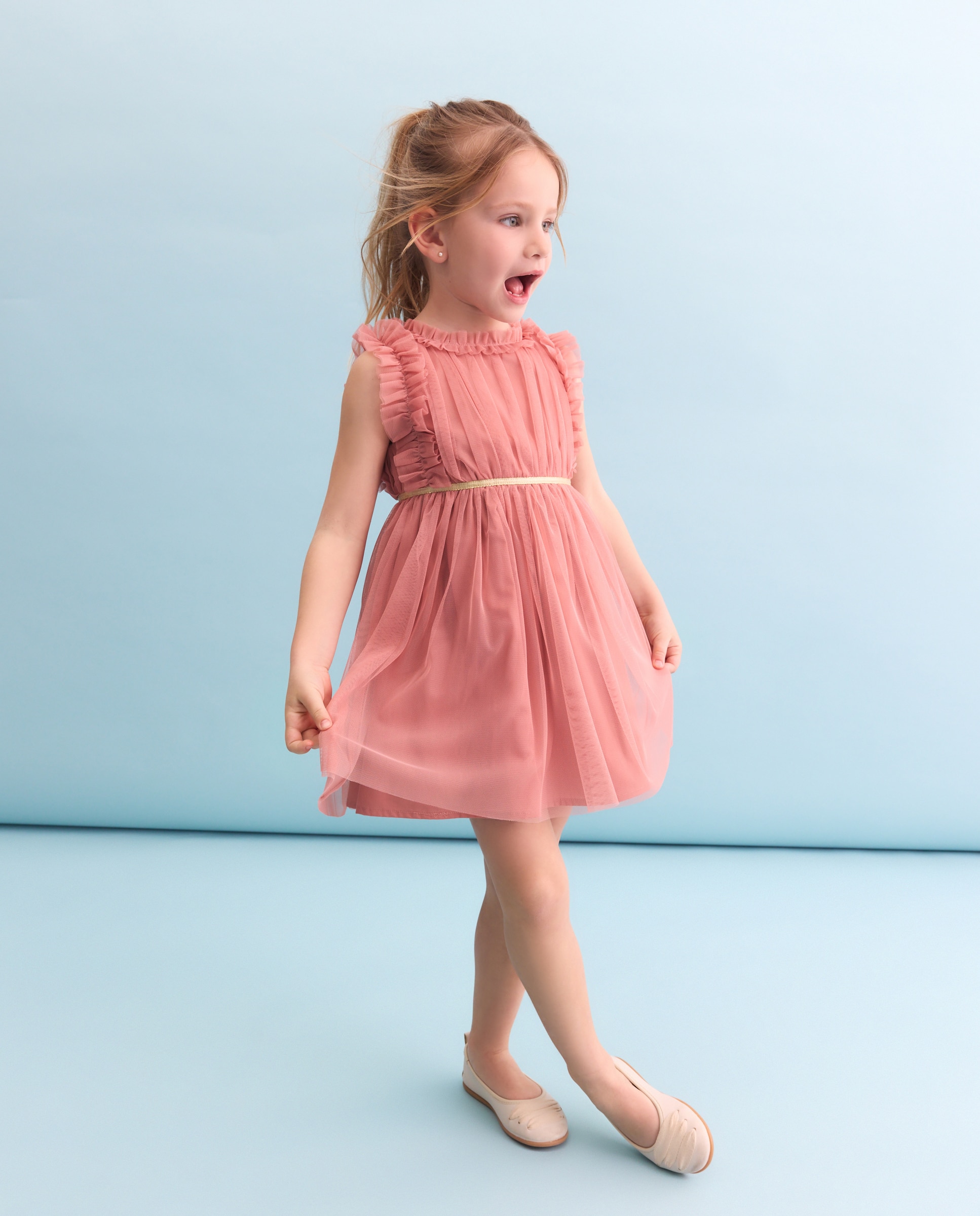 Vestido de Tule Liso com Folhos de Criança 220 Rosa Pálido-4