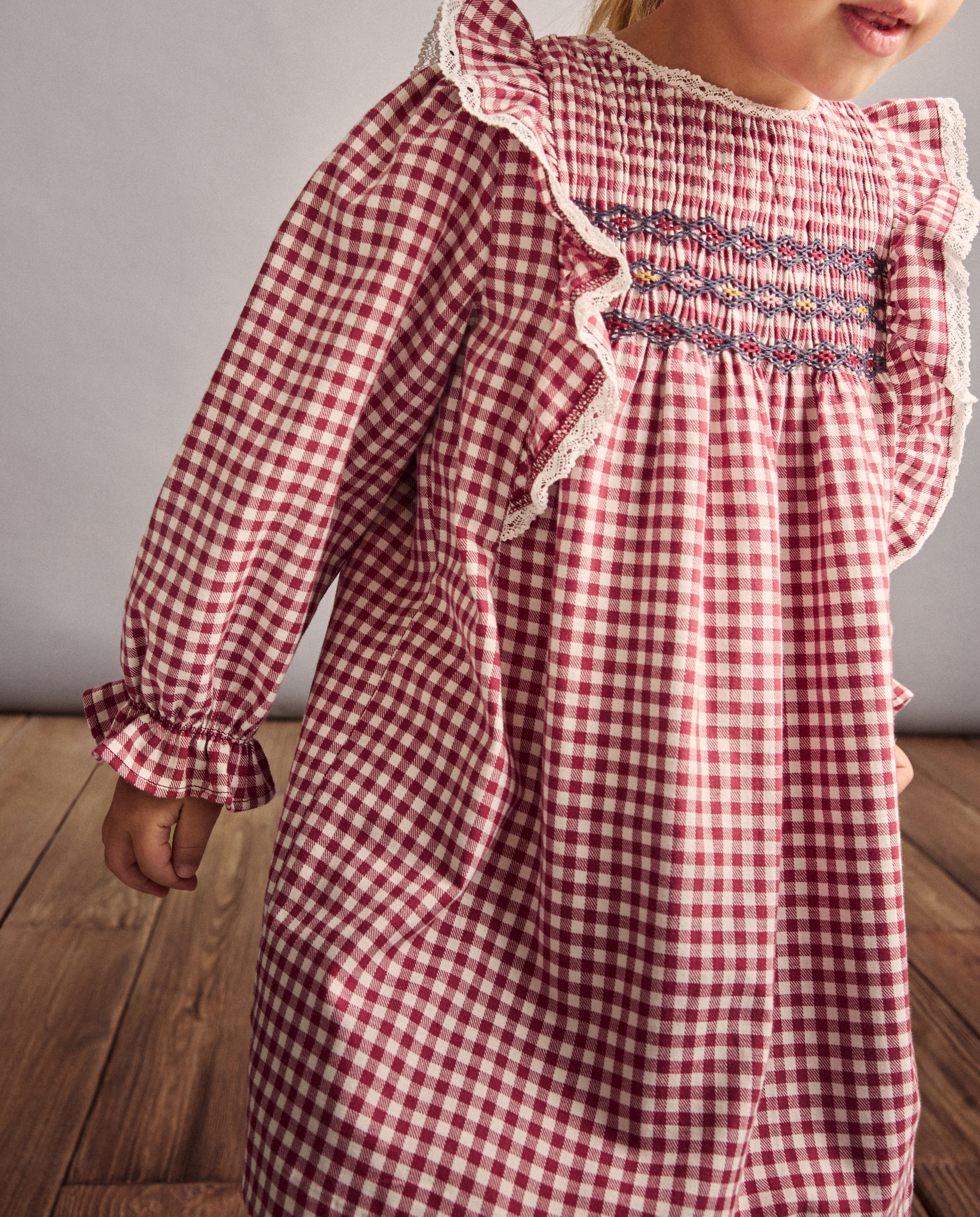 Imagem 0 de Vestido Vichy de Manga Comprida com Favos de Mel à Mão