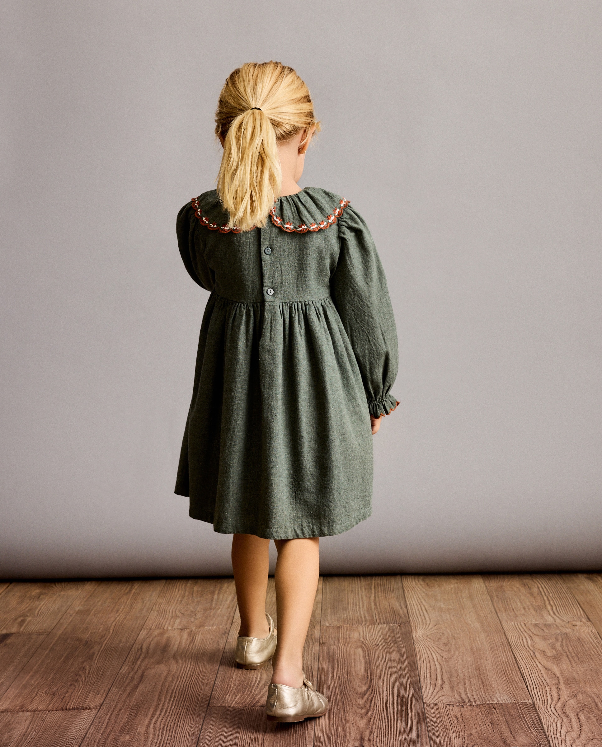 Vestido com Favos de Mel à Mão Verde Bilhar-3