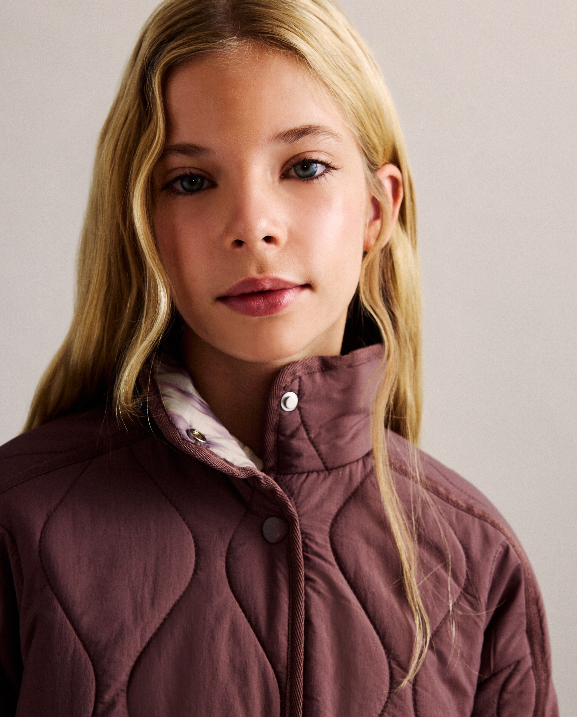 Sobretudo Liso Ligeiro Acolchoado Ameixa-3