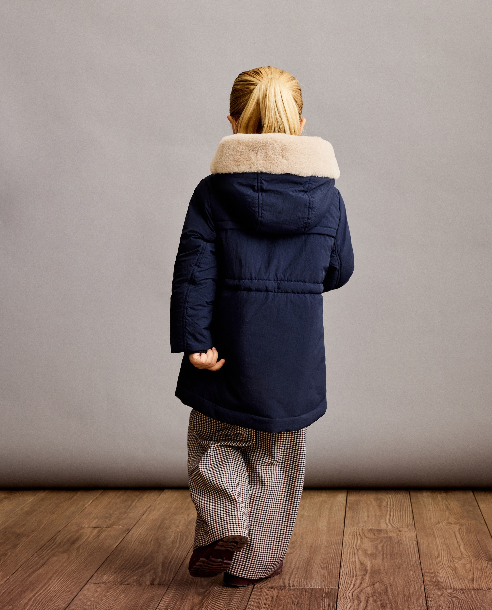 Parka coreana de niña con capucha con pelo - Coconut El Corte Inglés - Azul marino Azul marino-4