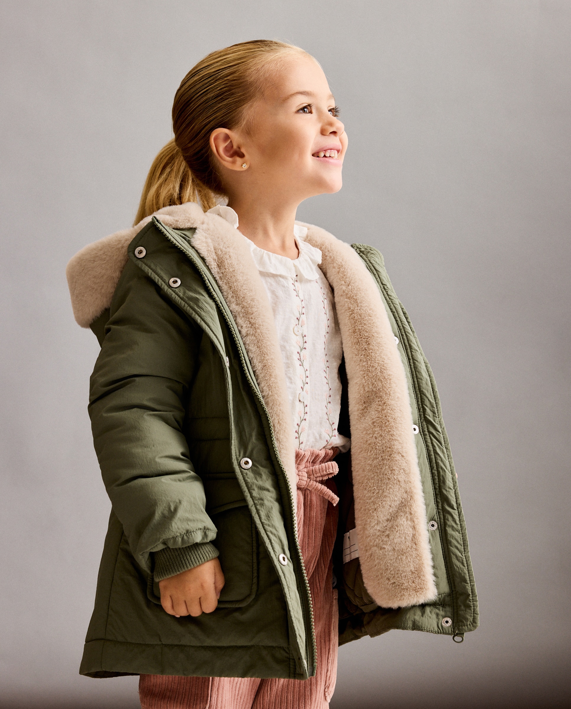 Parka coreana de niña con capucha con pelo - Coconut El Corte Inglés - 520 Kaki 520 Kaki-2