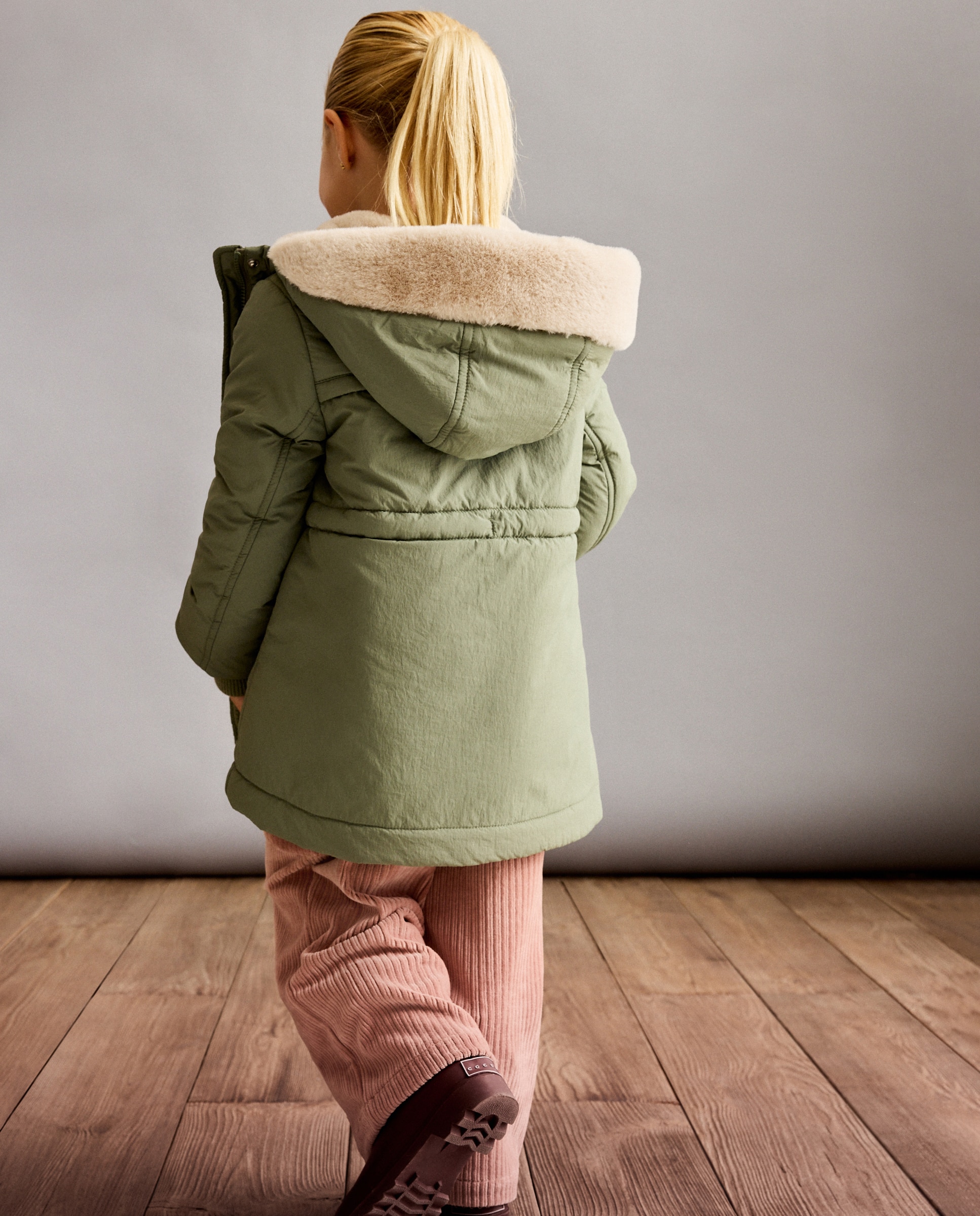 Parka coreana de niña con capucha con pelo - Coconut El Corte Inglés - 520 Kaki 520 Kaki-3