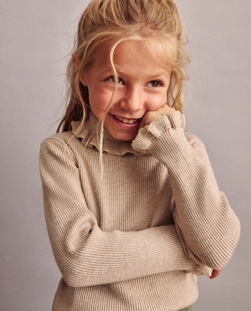 Imagem 0 de Camisola de Malha Canelada com Detalhes de Fio Metalizado