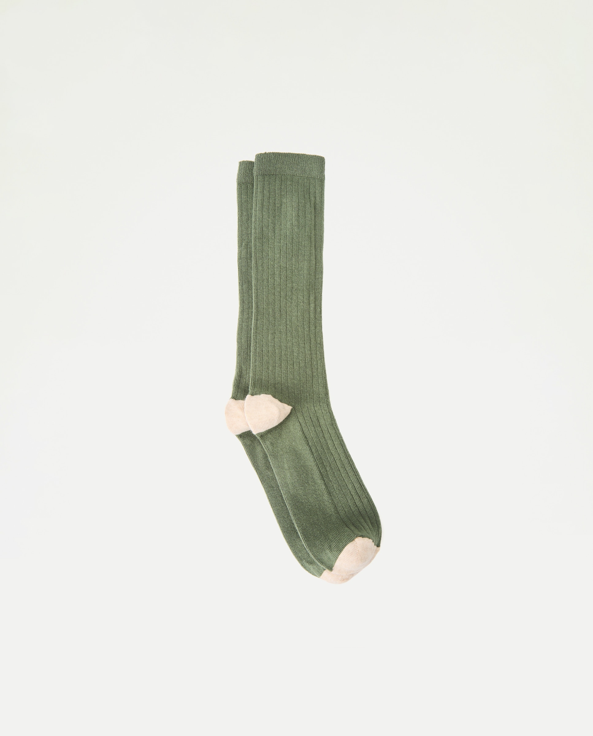 Imagem 0 de Meias Básicas Lisas