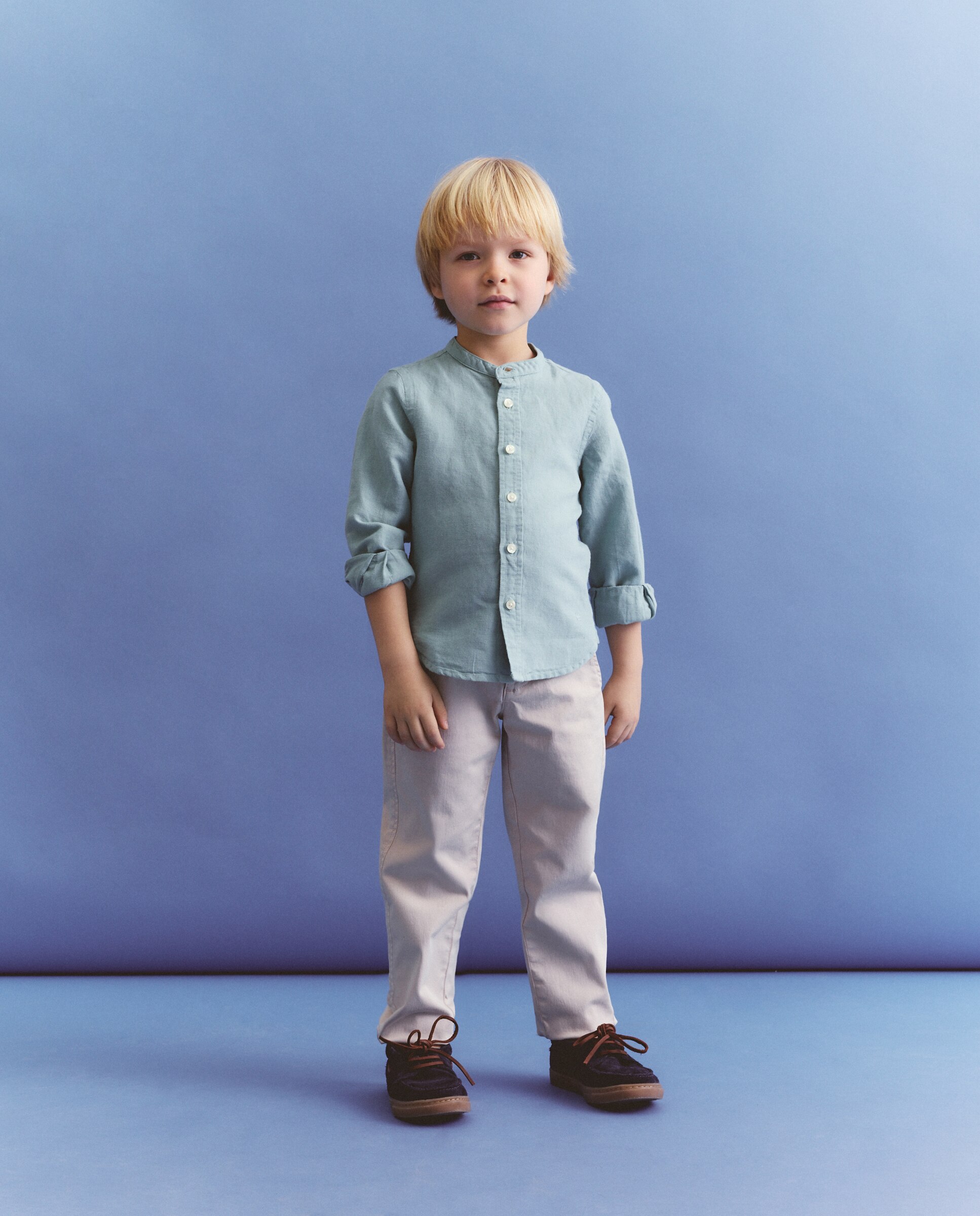 Camisa de Linho com Manga Comprida e Gola à Padre 510 Verde Claro-2