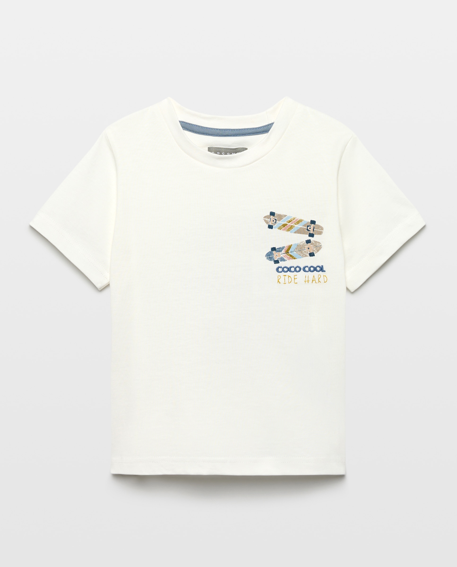 Imagem 0 de T-shirt com Estampado de Fantasia de Pranchas de Surf