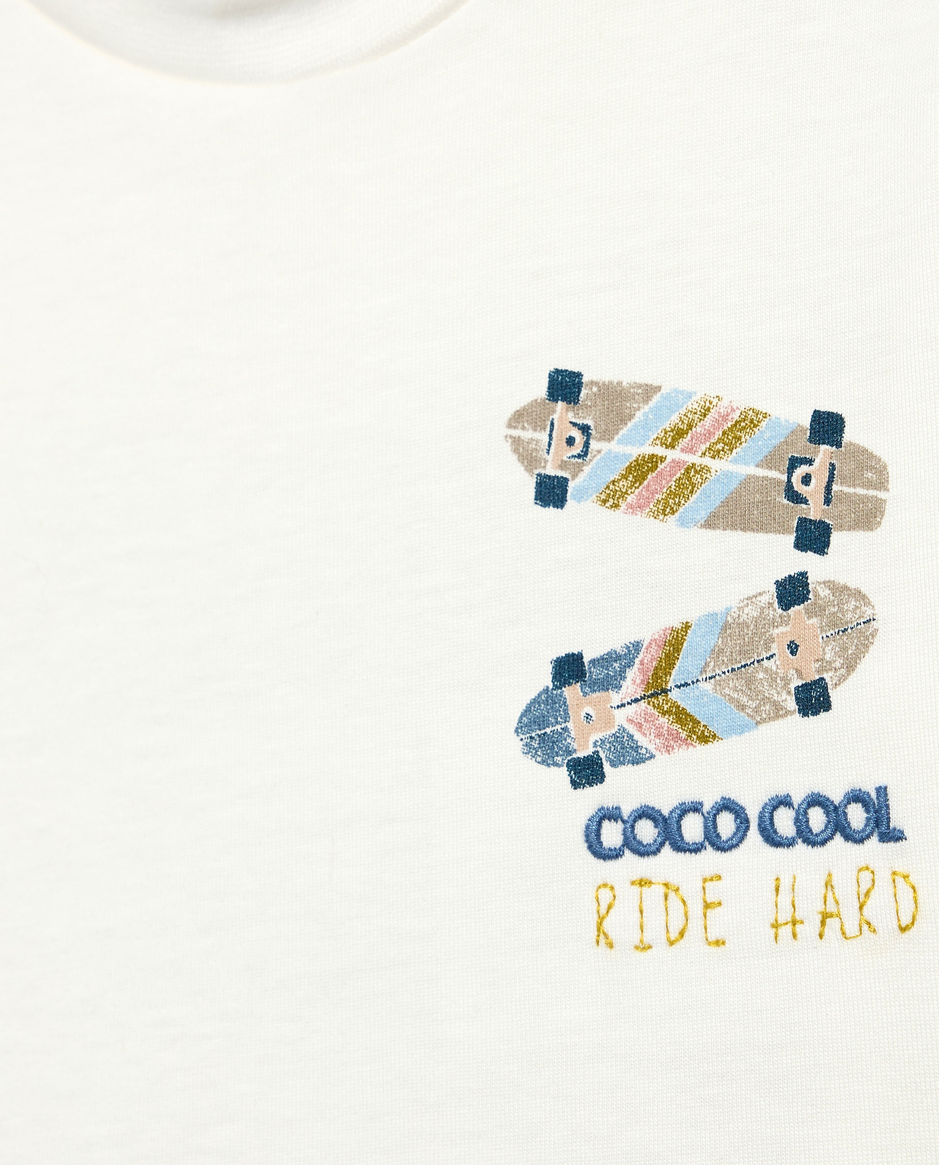 T-shirt com Estampado de Fantasia de Pranchas de Surf Coconut El Corte Inglés Branco-5