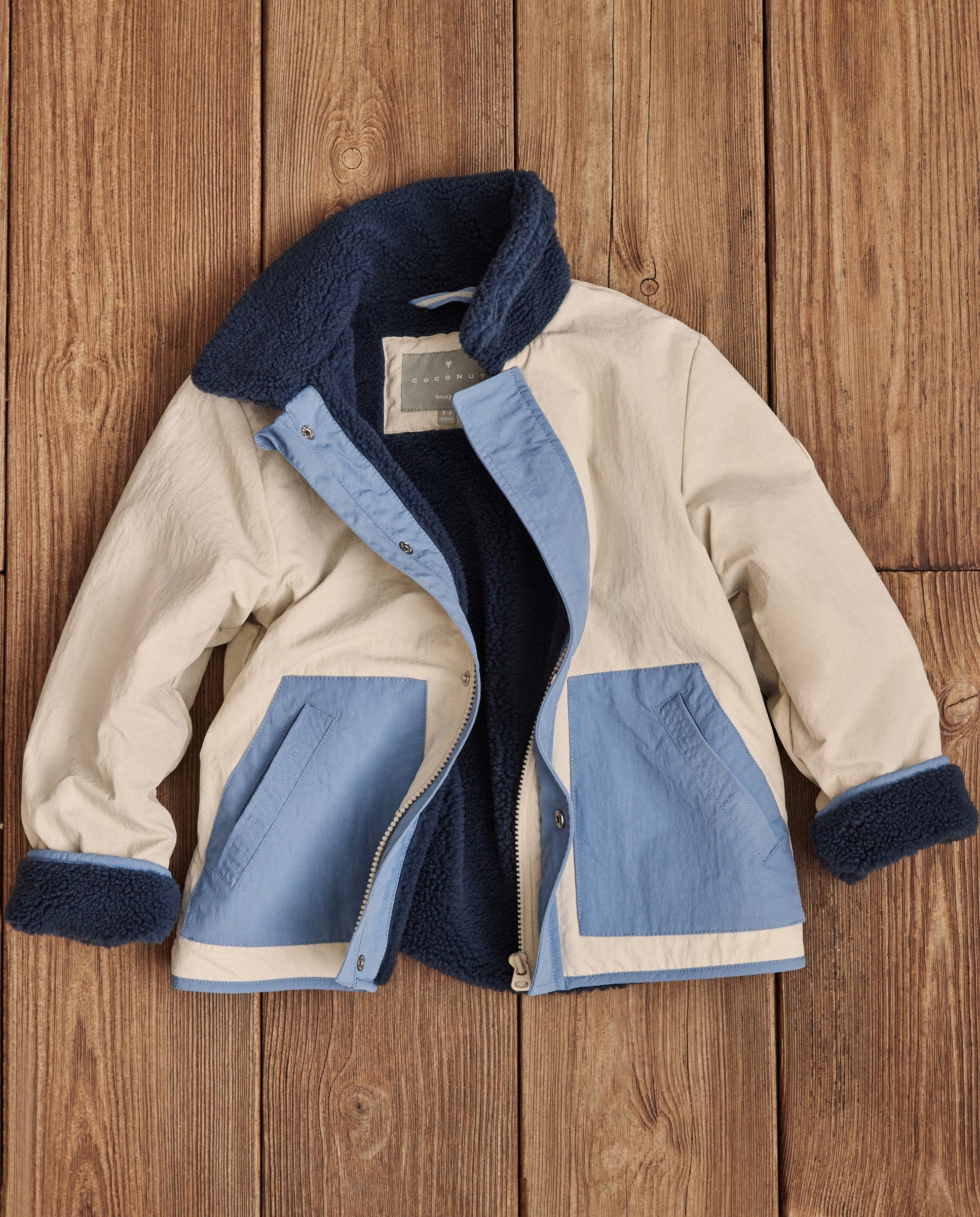 Sobretudo com Pelo de Borrego e Bolsos em Contraste Multicolor-5