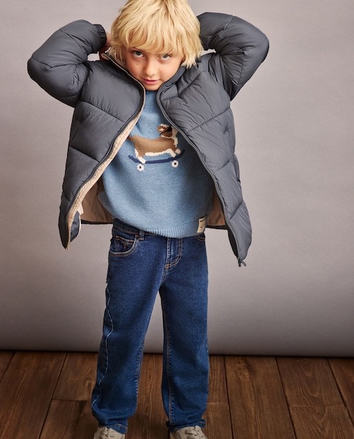 Imagem 0 de Blusão Acolchoado com Capuz e Bolsos Direitos