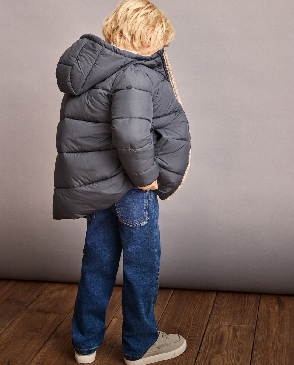 Blusão Acolchoado com Capuz e Bolsos Direitos Cinzento-claro-3