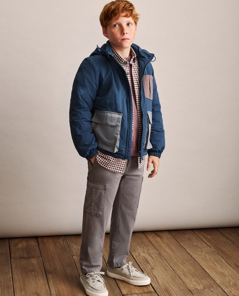 Sobretudo com Bolsos em Contraste e Interior com Pelo de Borrego Azul-escuro-3