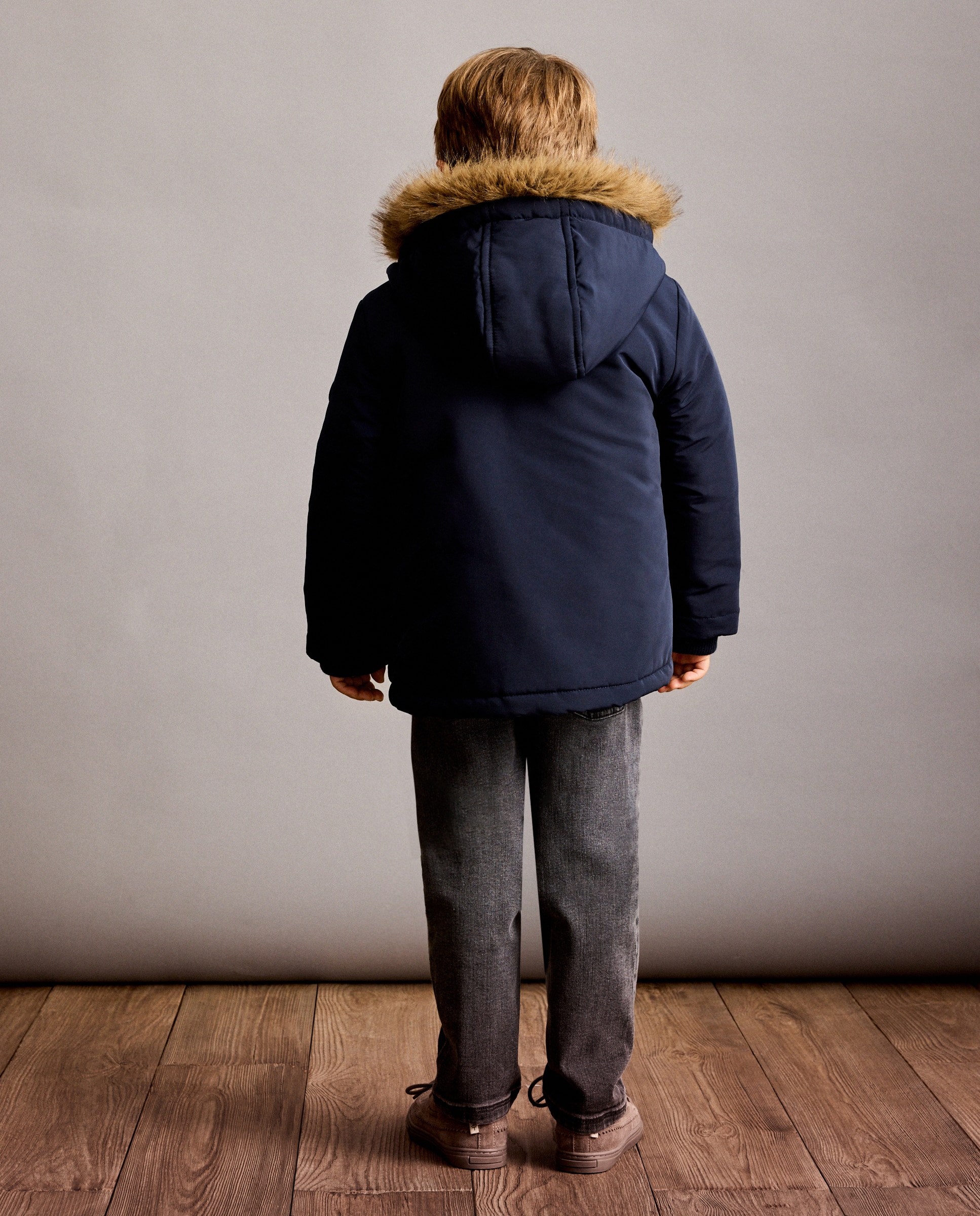 Imagen 4 de Parka coreana de niño con capucha con pelo - Coconut El Corte Inglés - Azul marino Azul marino