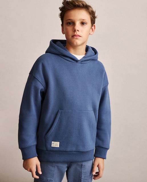 Imagen 0 de Sudadera con capucha oversize y bolsillo canguro de niño