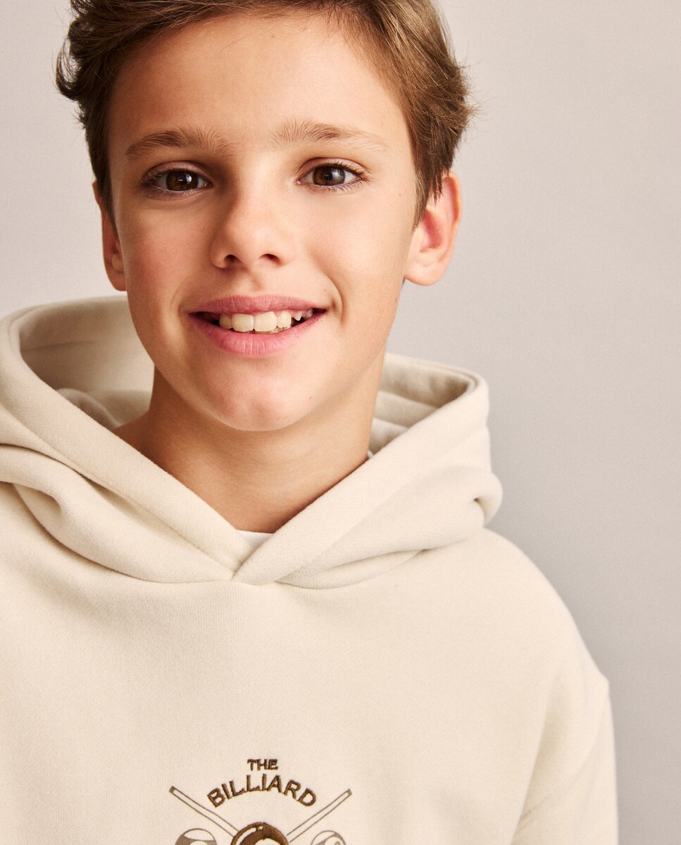 Sweatshirt com Capuz Oversize e Cortes 120 Cru-3