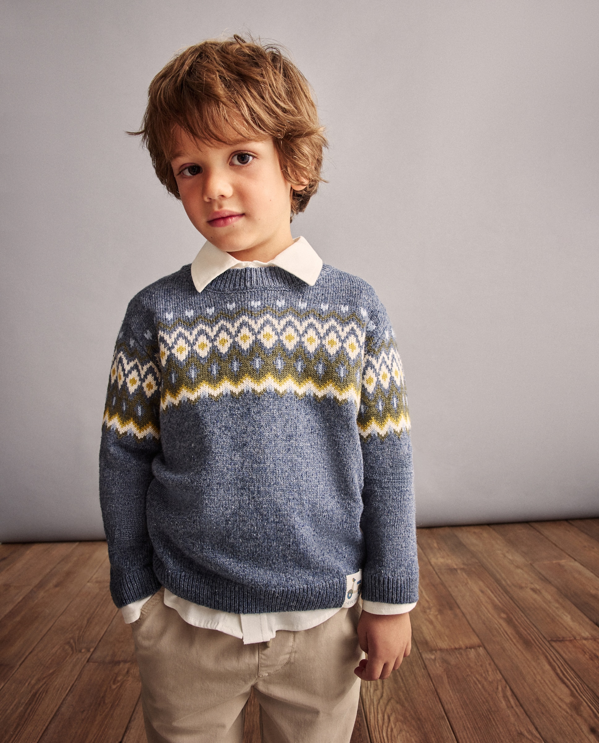 Imagem 0 de Camisola de Malha com Gola Redonda e Fantasia de Rebordo Decorativo