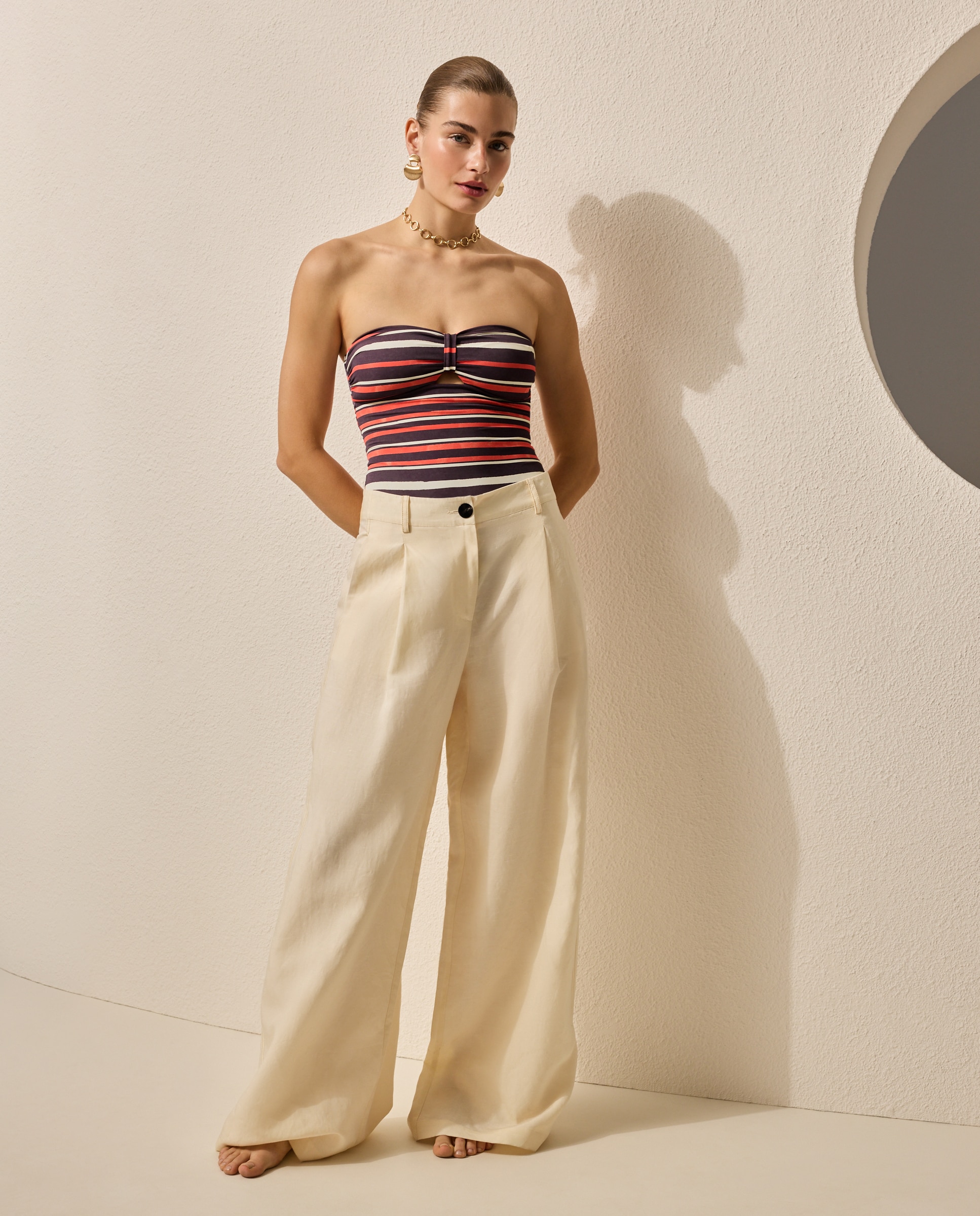 Imagem 0 de Fato de Banho Bandeau com Estampado às Riscas e Detalhe