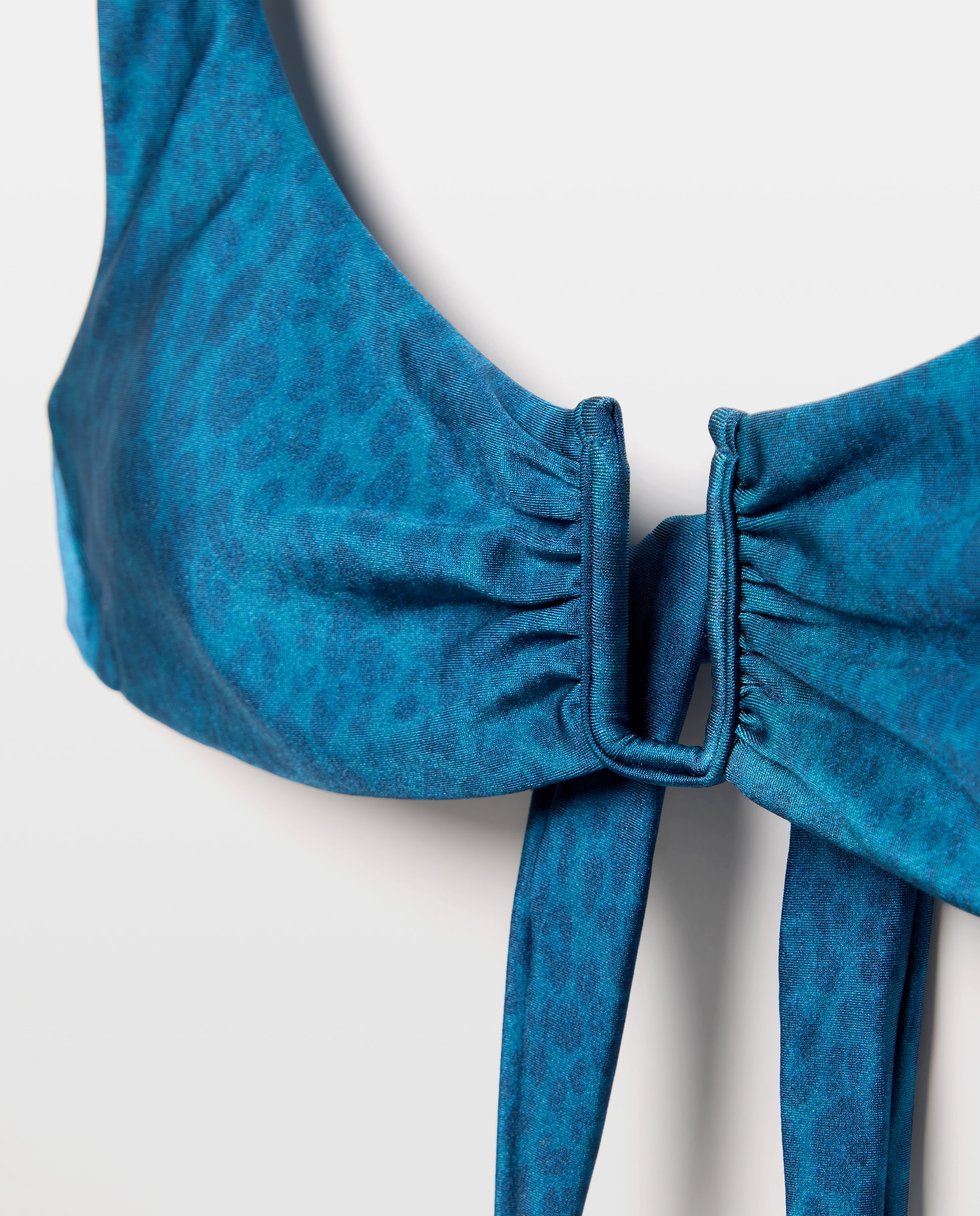 Top de Biquíni com Detalhe de Argola Azul-5