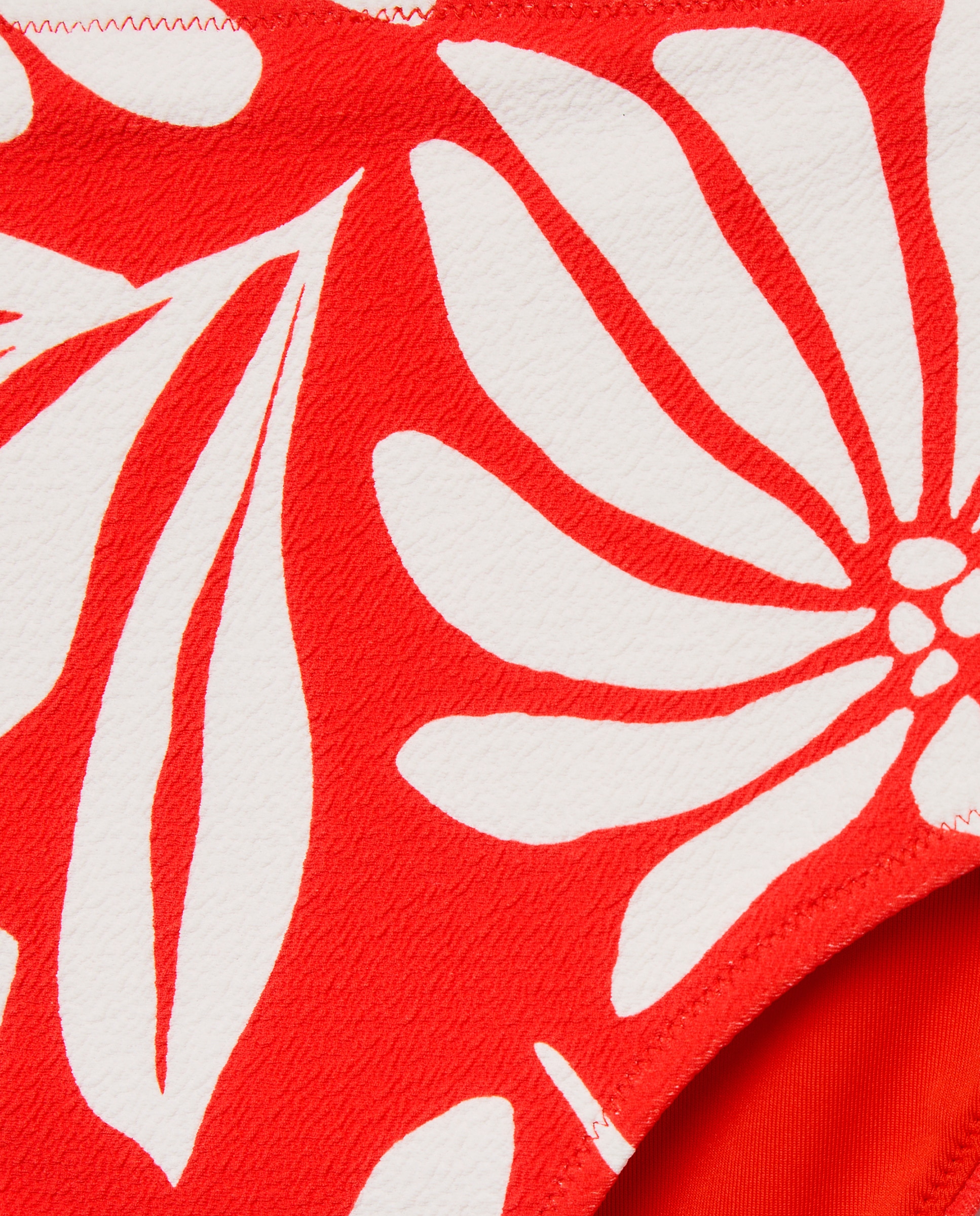 Cueca de Cintura Subida com Estampado Floral Vermelho-5