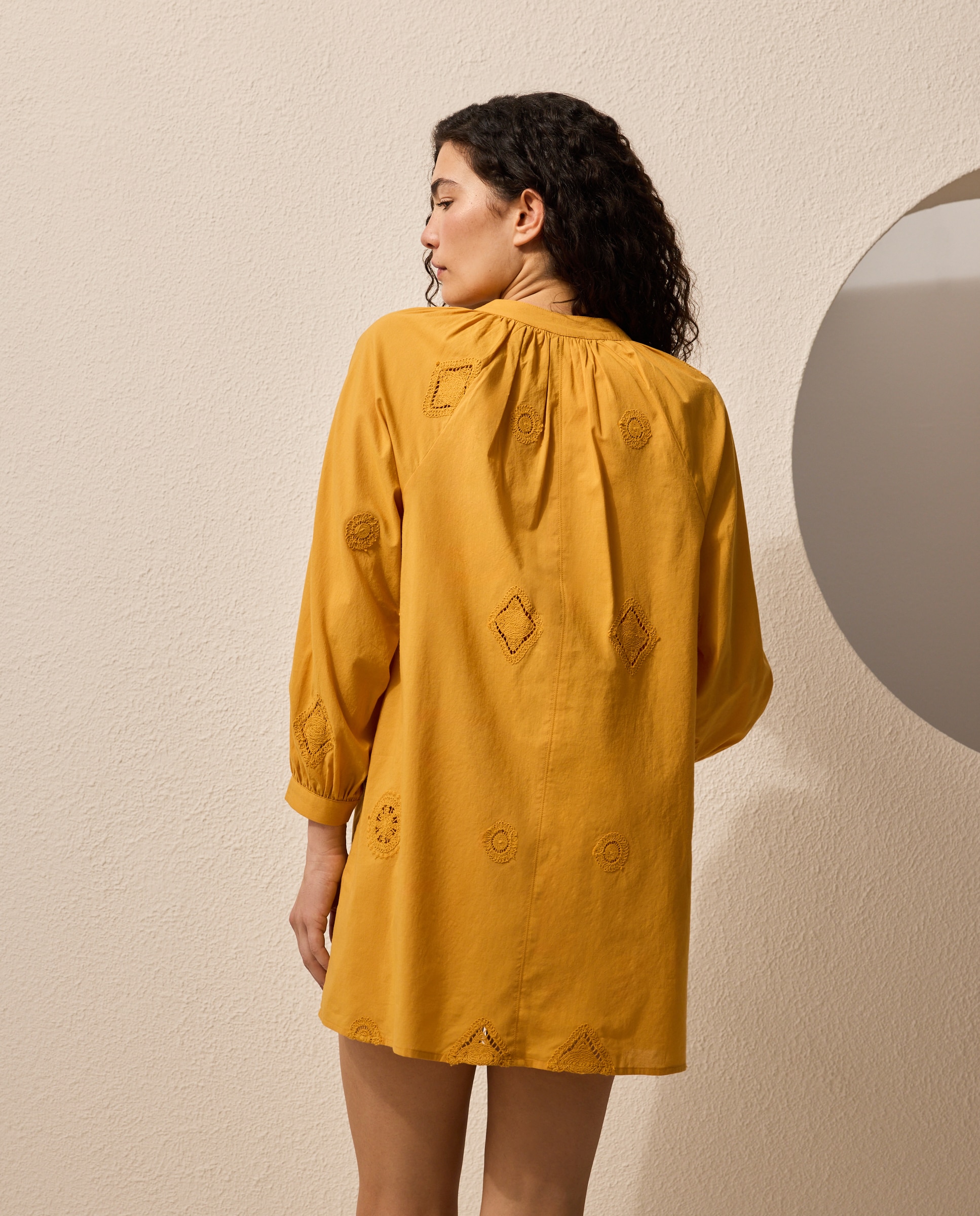 Kaftan de mujer con bordados - Énfasis - Verde Pato 300 Amarillo-3